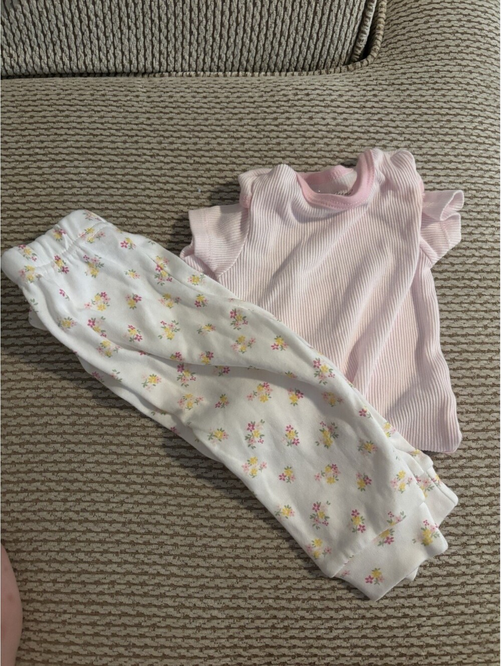 Kyle + Deeana Baby Girl Set Outfit 3-6 Months Flower
